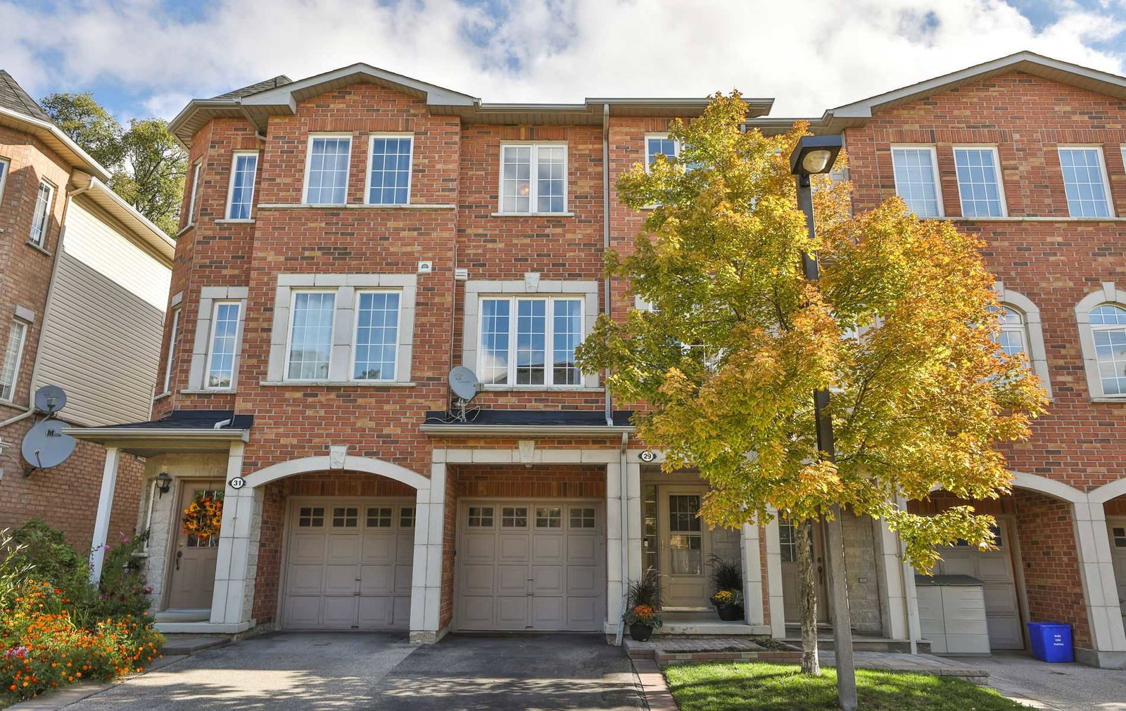 3071 Treadwells Drive Townhomes condo building exterior
