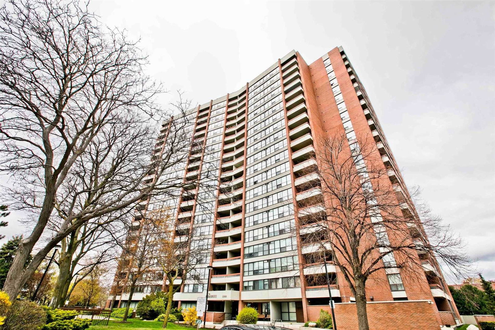 The Camargue Condos exterior