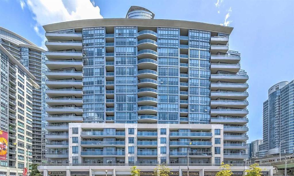 Infinity IV Condos exterior