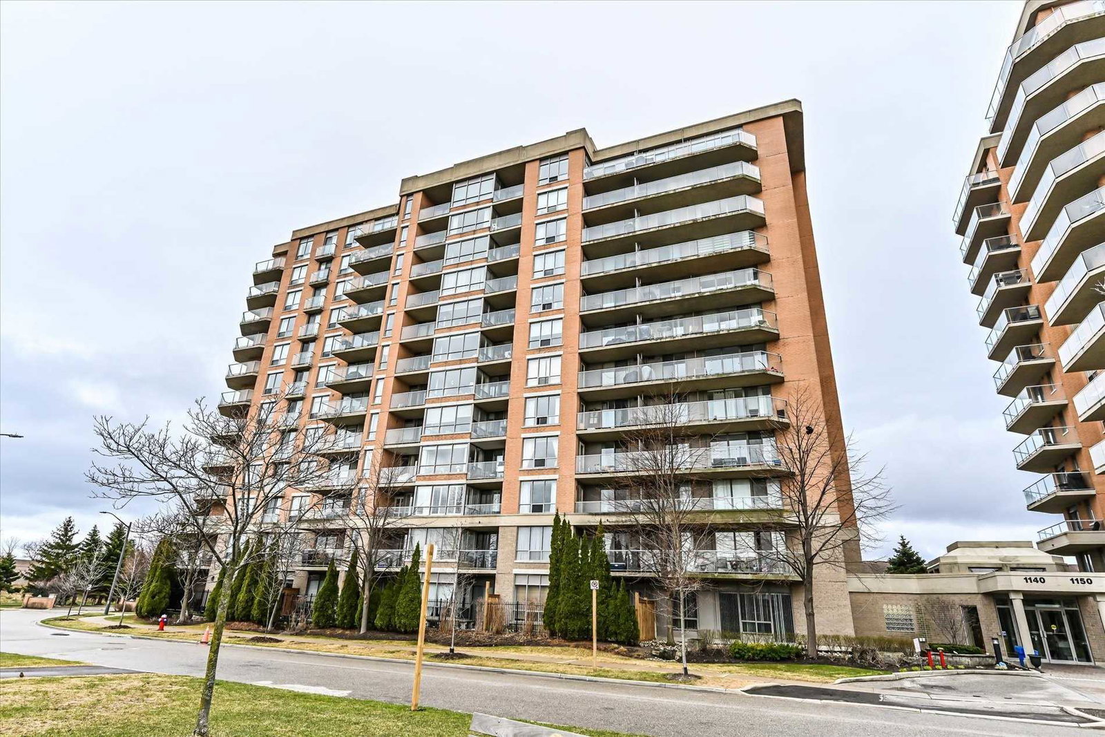 Village Terraces II Condos exterior