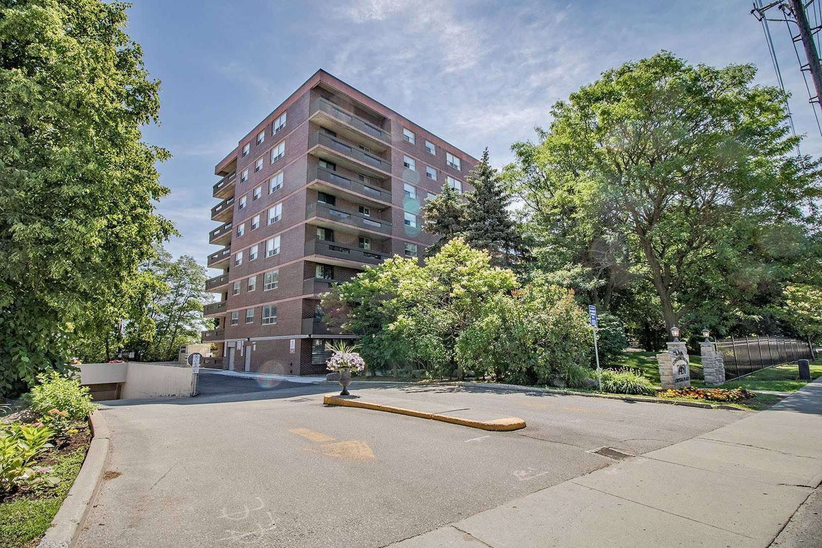 Crystal Palace Condo exterior