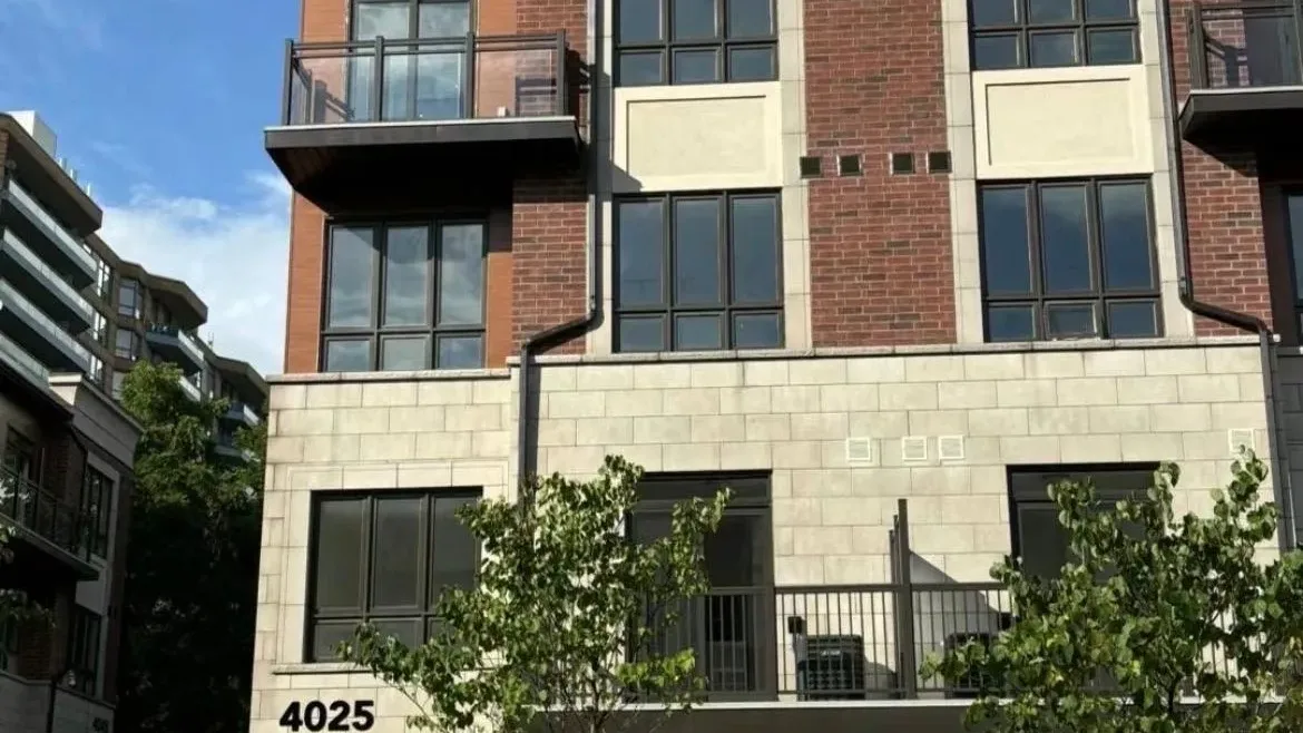 Applewood Towns exterior
