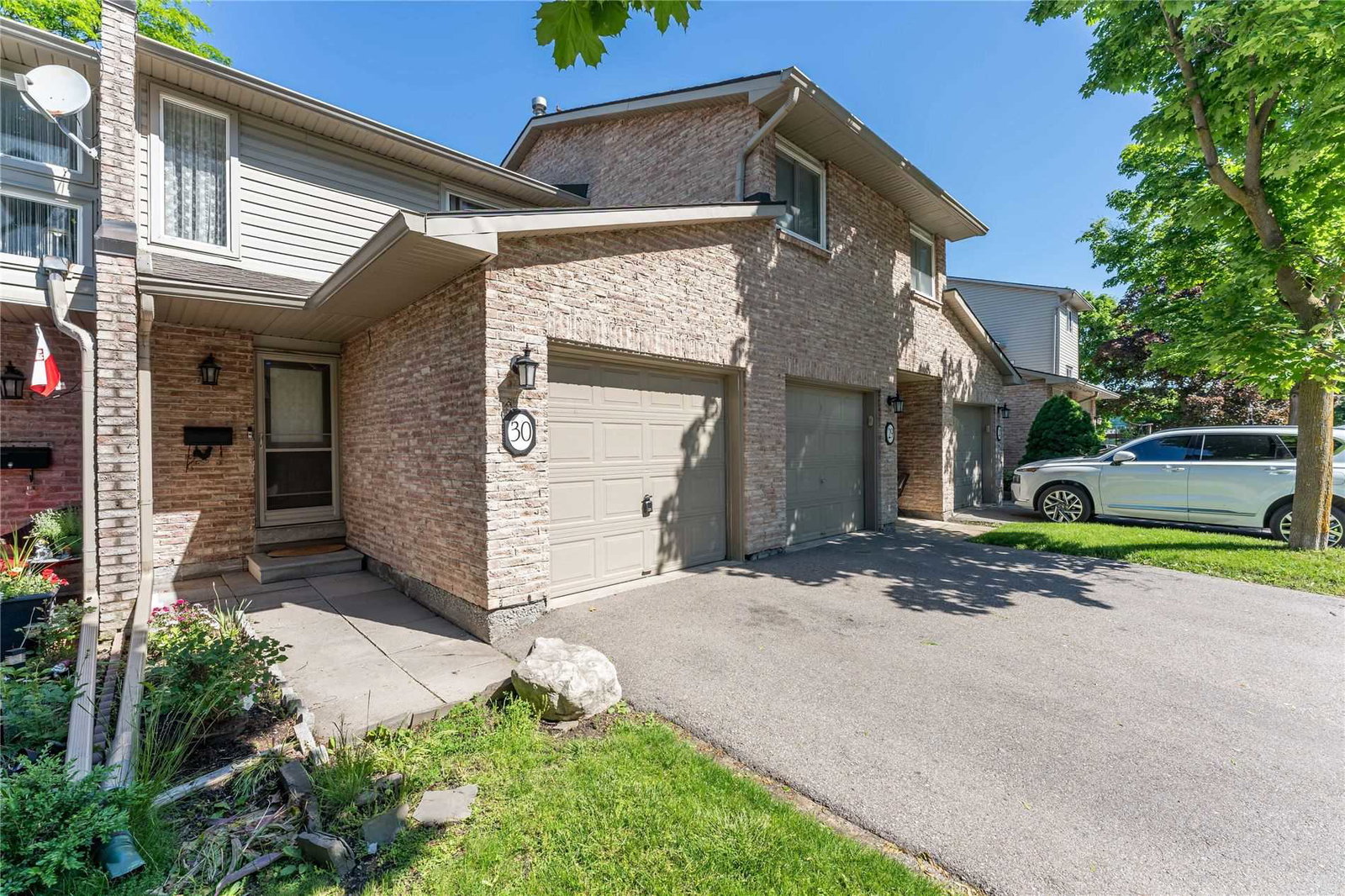2075 Asta Drive Townhomes exterior