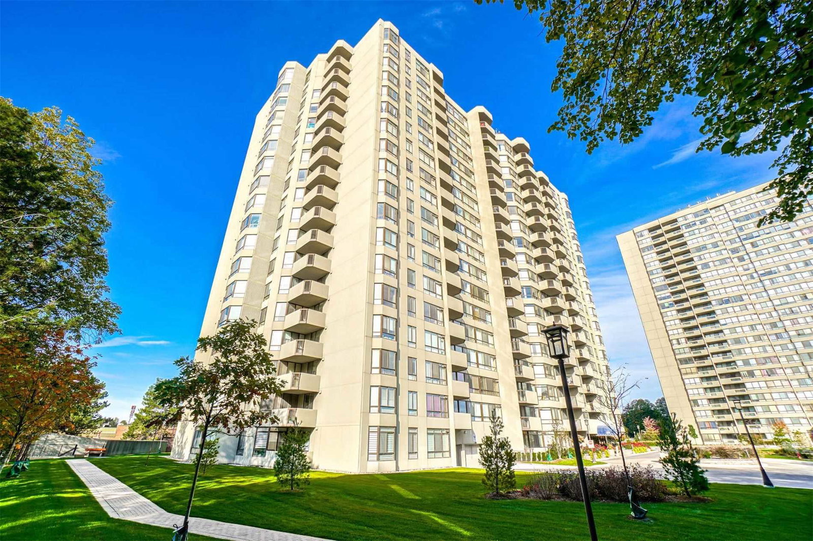 Vista Condos condo