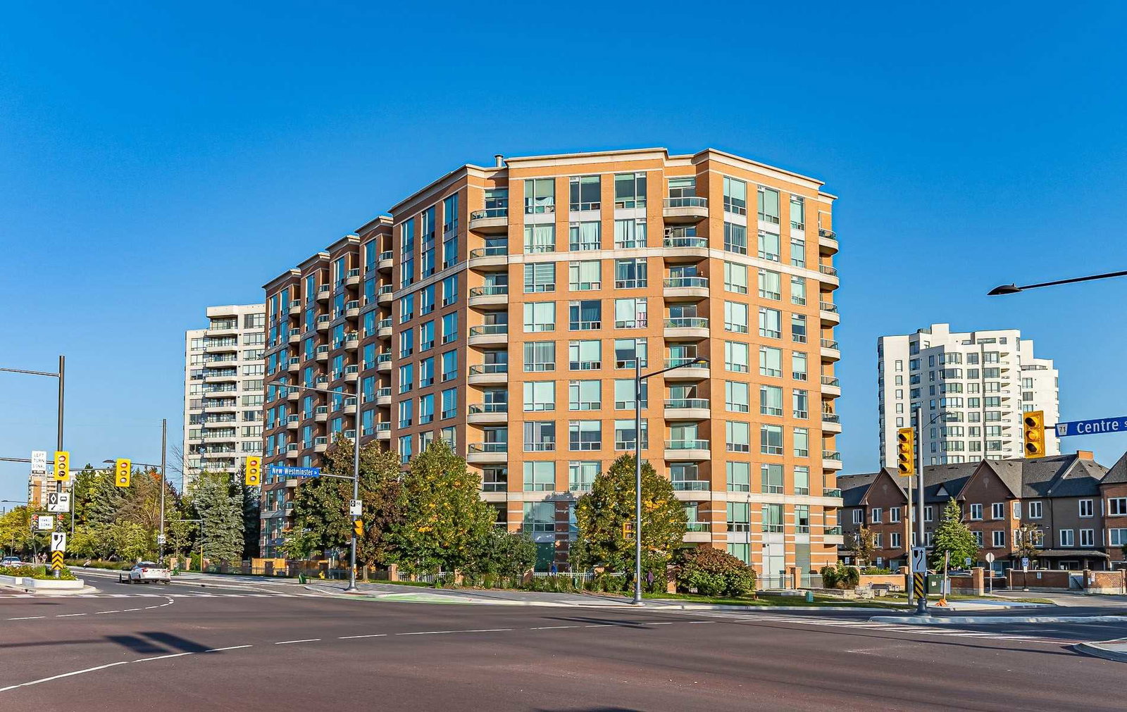 Residence of Beauclaire Condos exterior