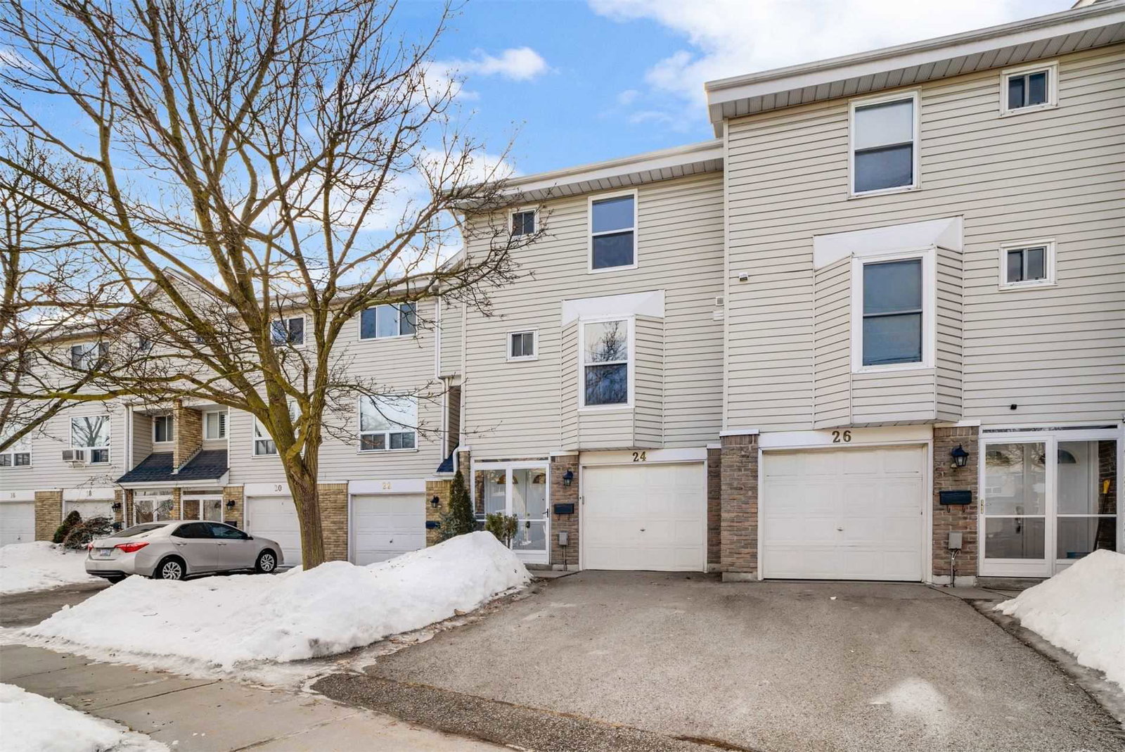Celeste Drive Townhomes exterior