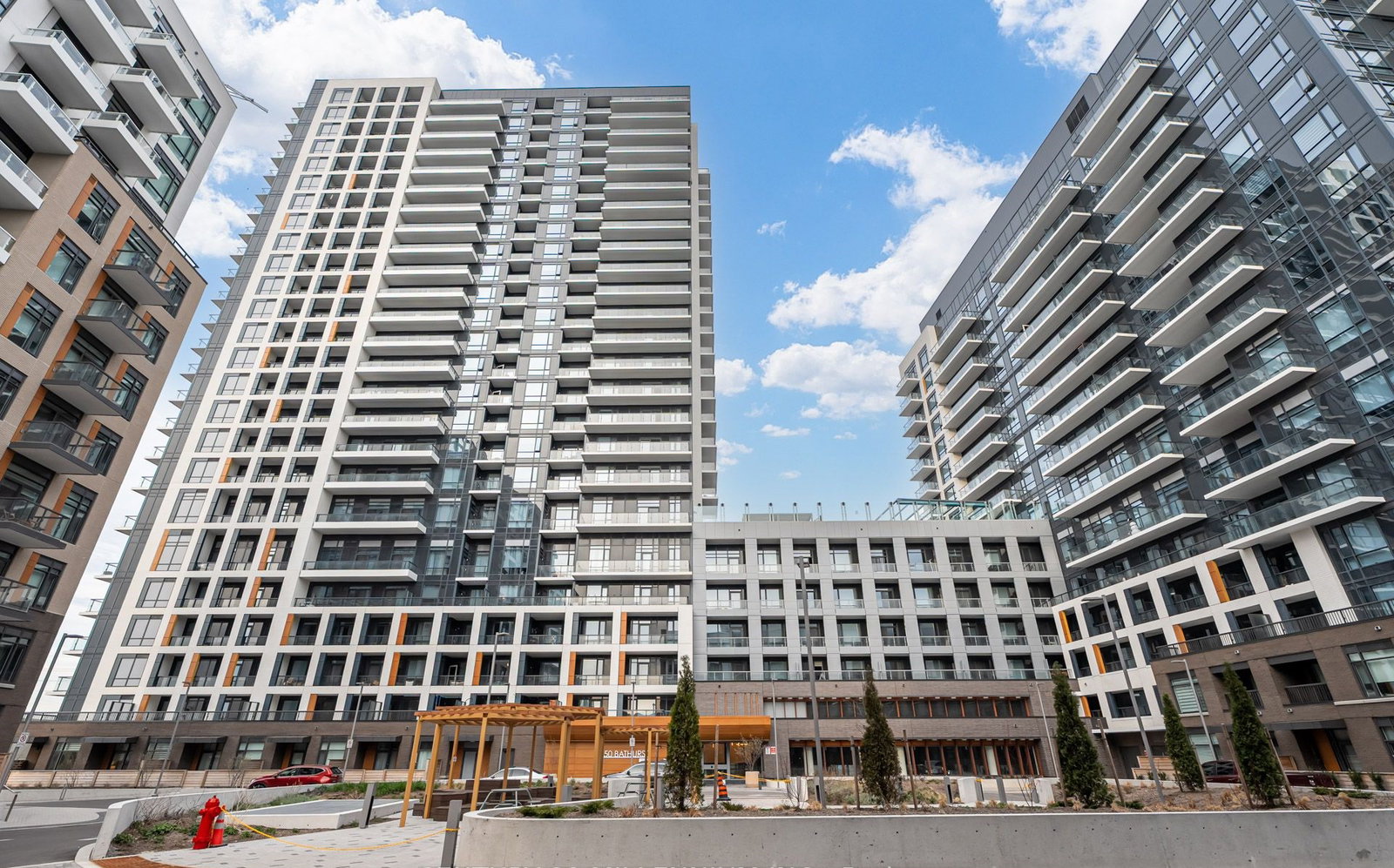 Beverley at the Thornhill condo