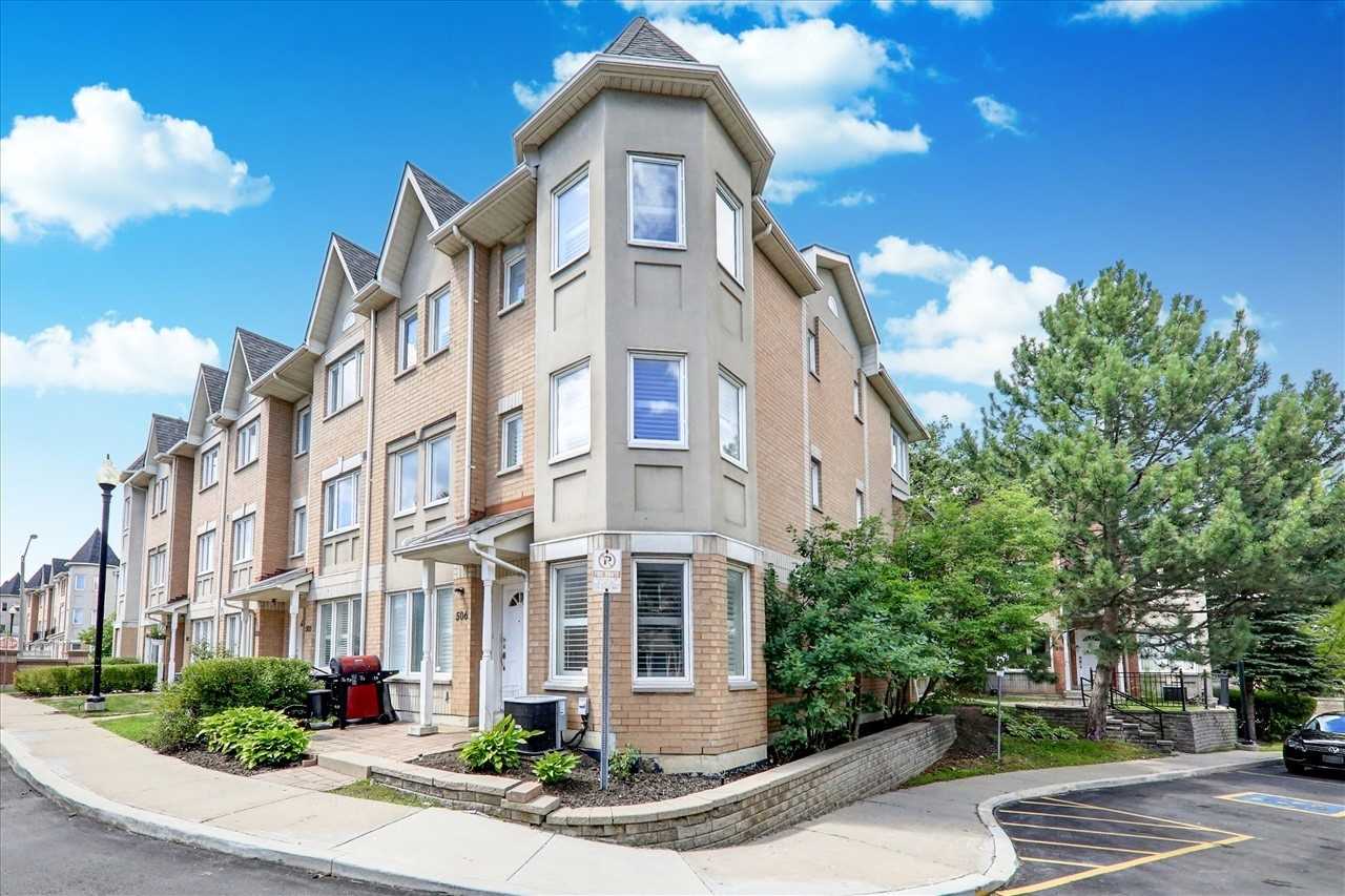 Markham Gardens Townhomes exterior