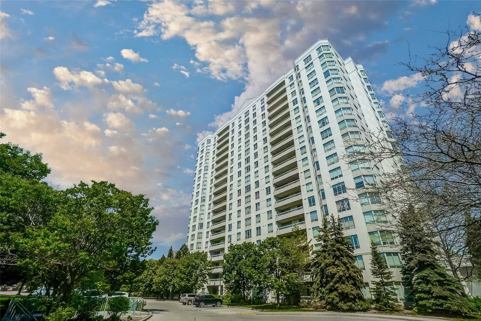 The Chartwell Condos condo