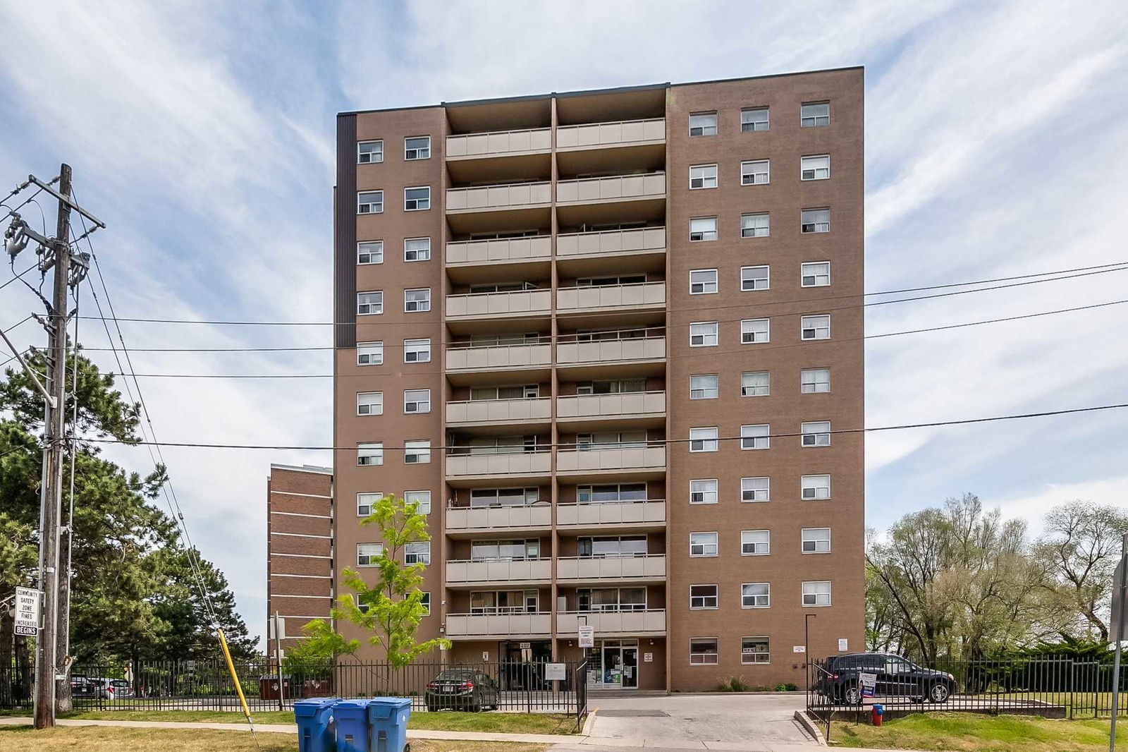 207 Galloway Road Condos exterior