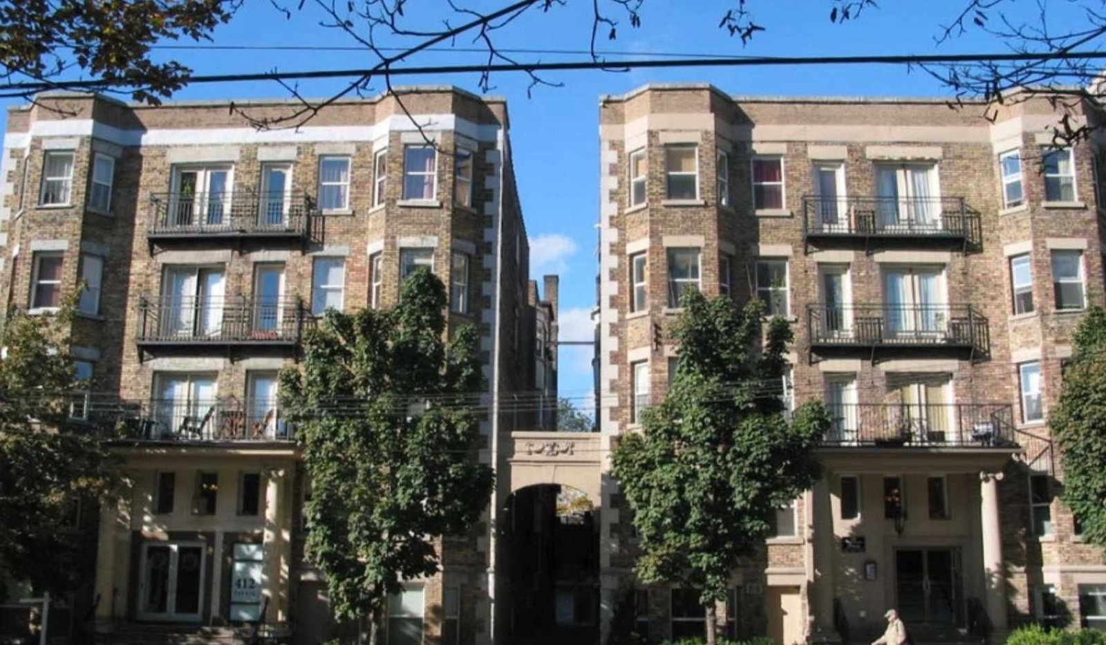 Westbury Manor exterior