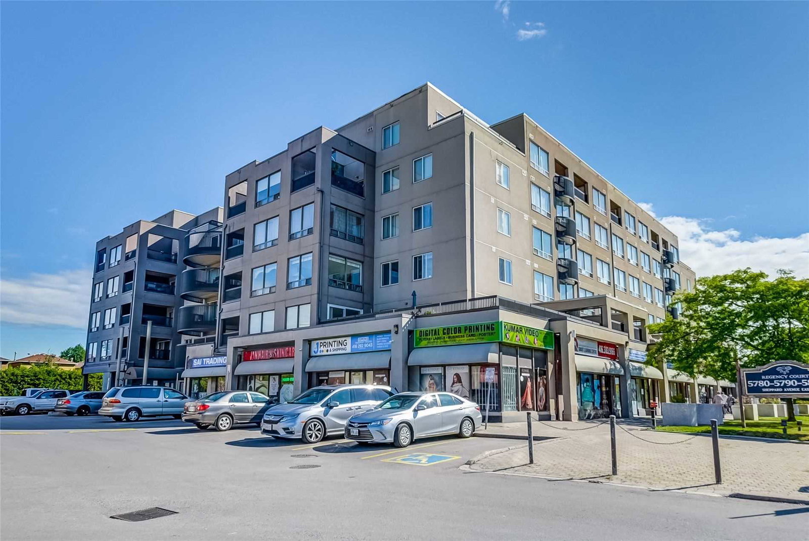 Regency Court Condos exterior