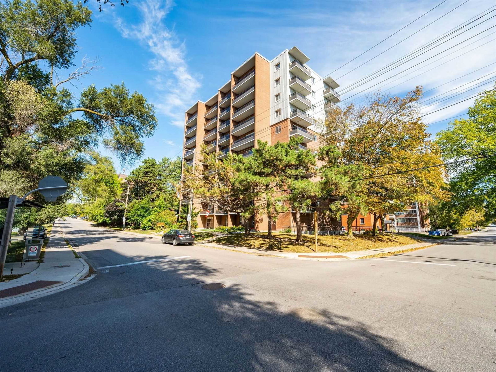 15 Elizabeth Condos condo