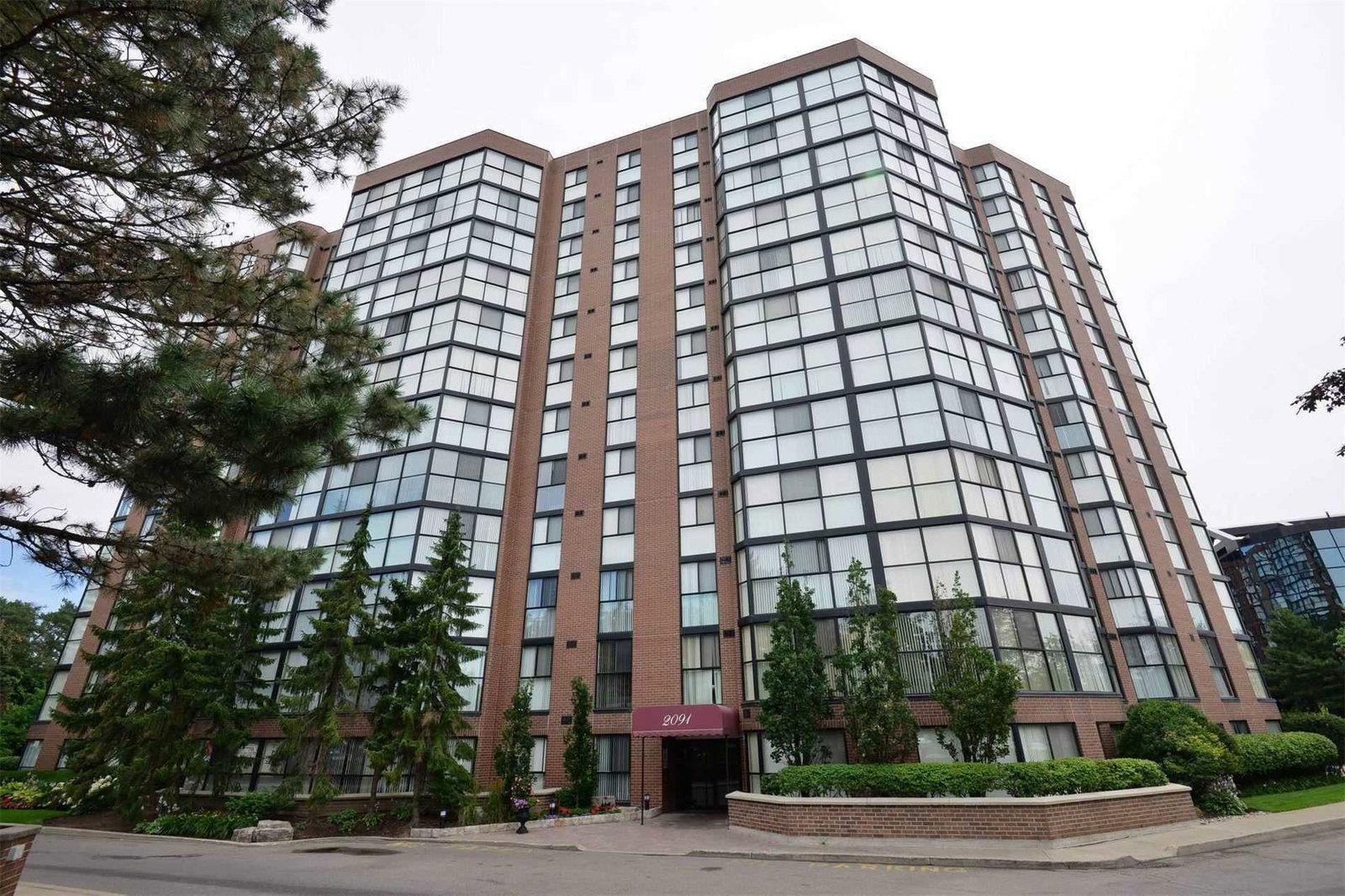 Courtney Club Condos condo