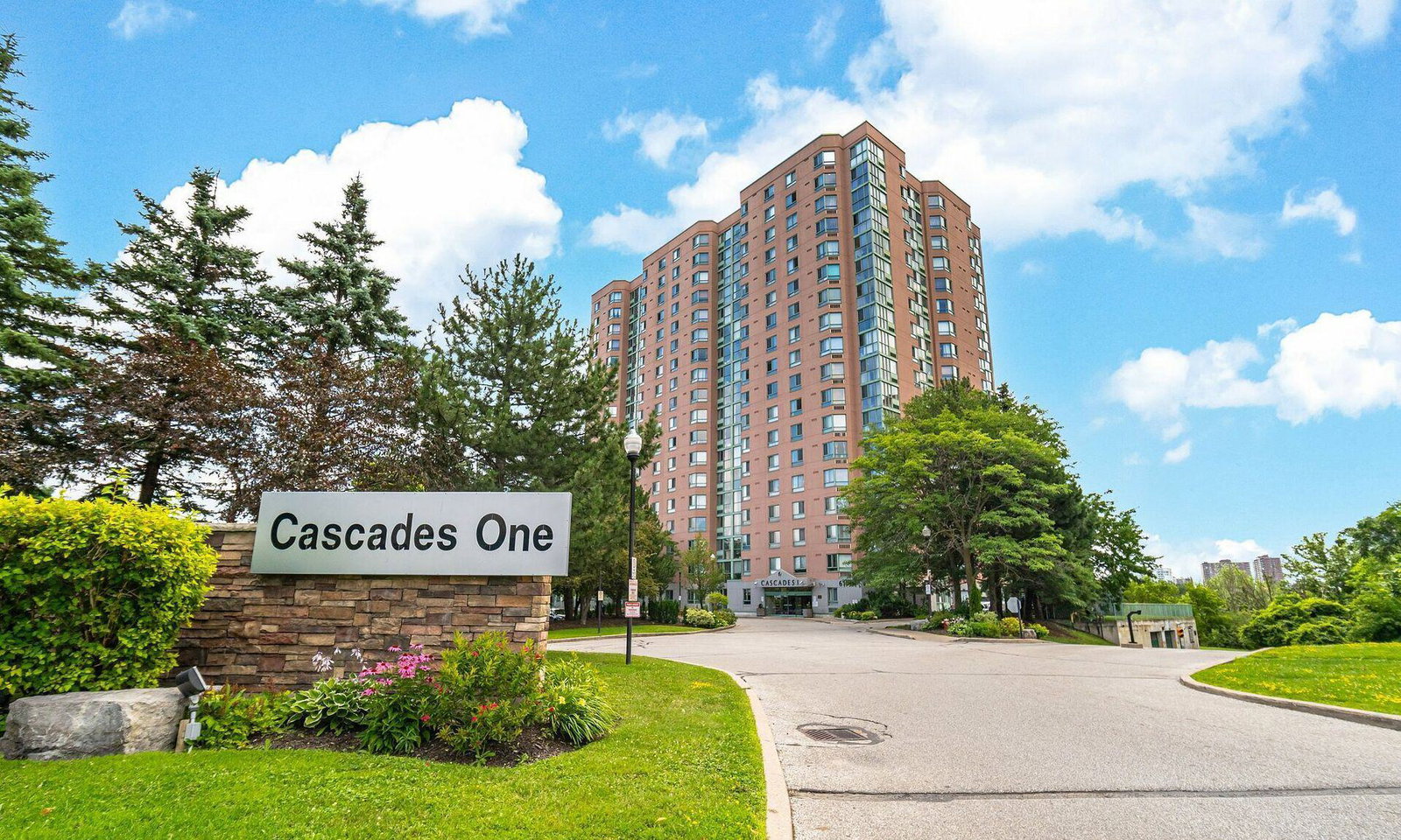 Cascades One Condos exterior