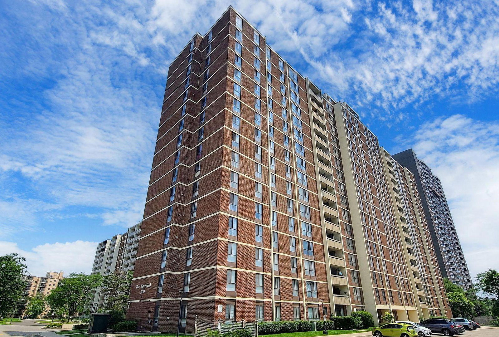 3170 Kirwin Condos exterior