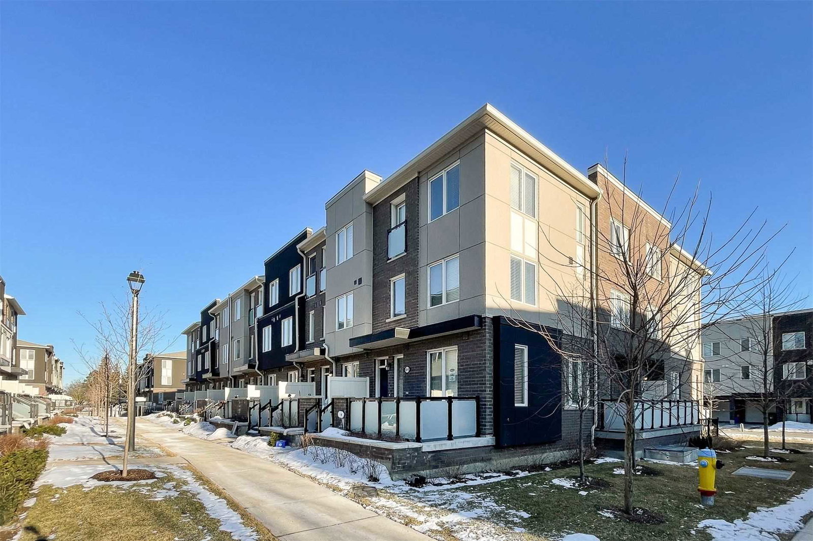 Heron Park Place Townhomes condo