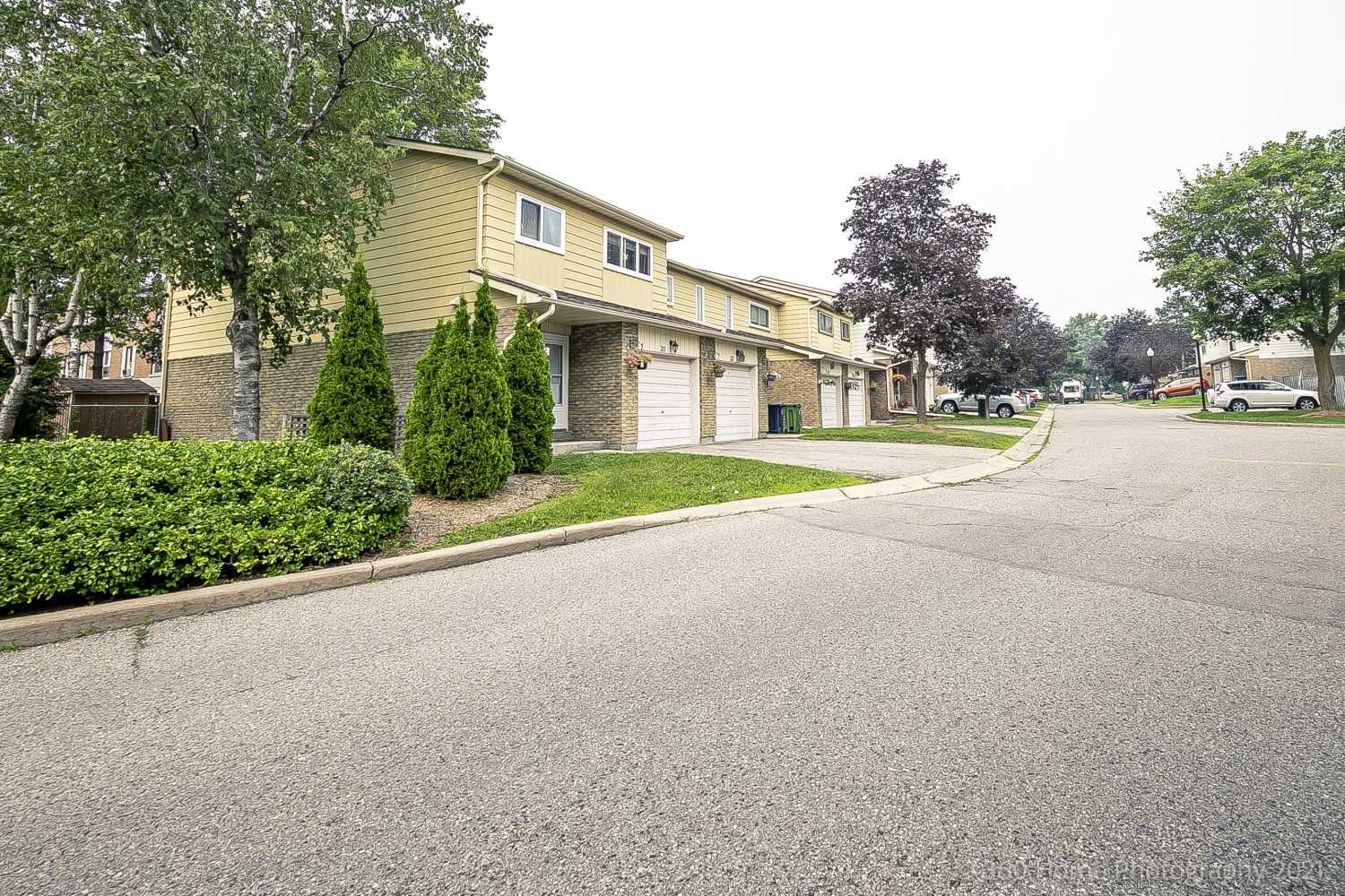 301 Washburn Way Townhomes condo