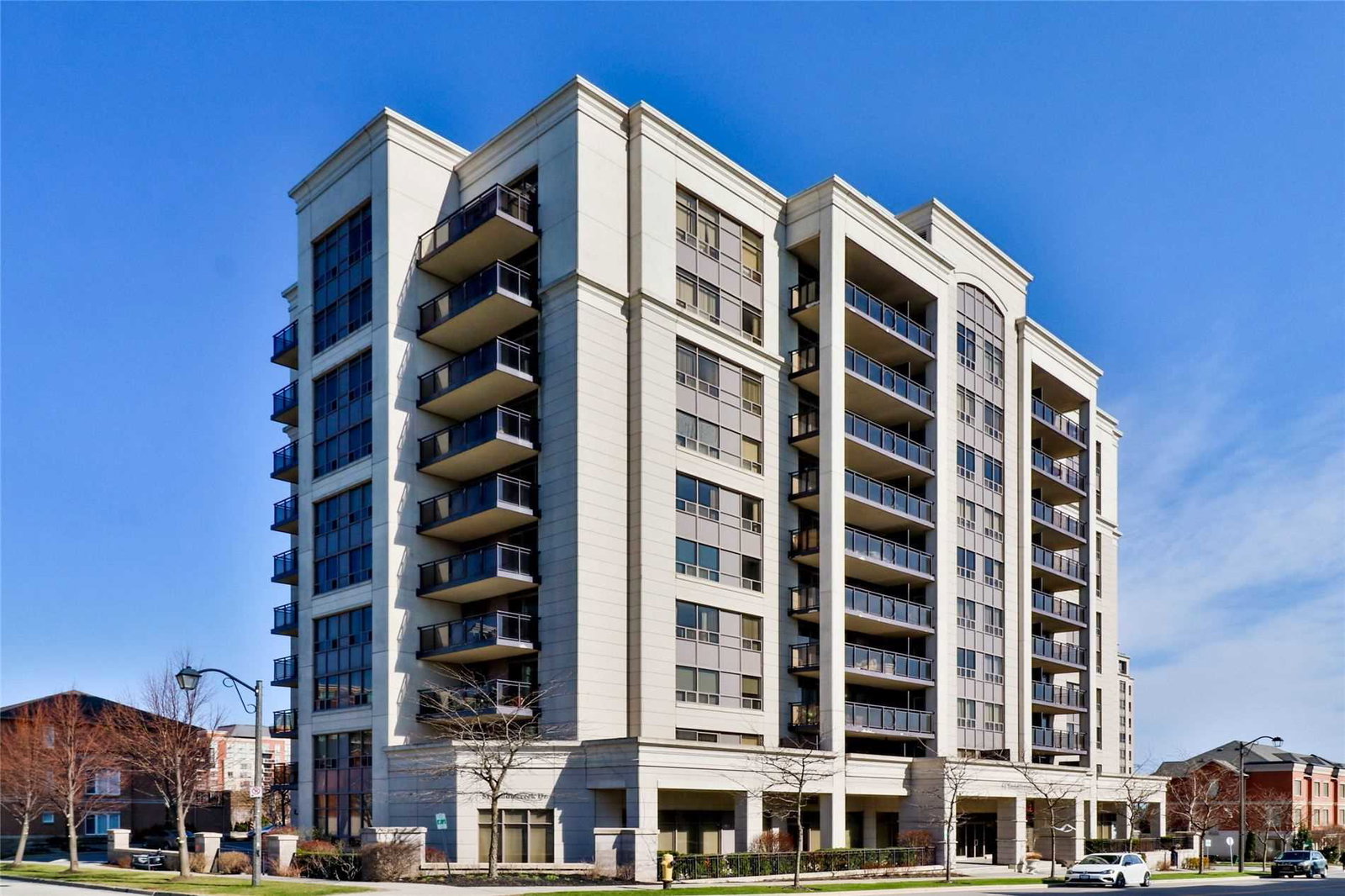 Galleria Condos exterior