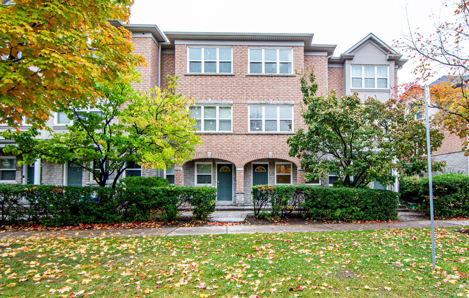 111 Pond Drive exterior