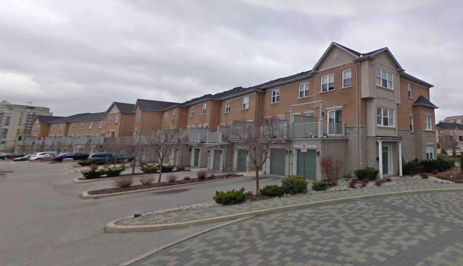 121 Pond Drive exterior