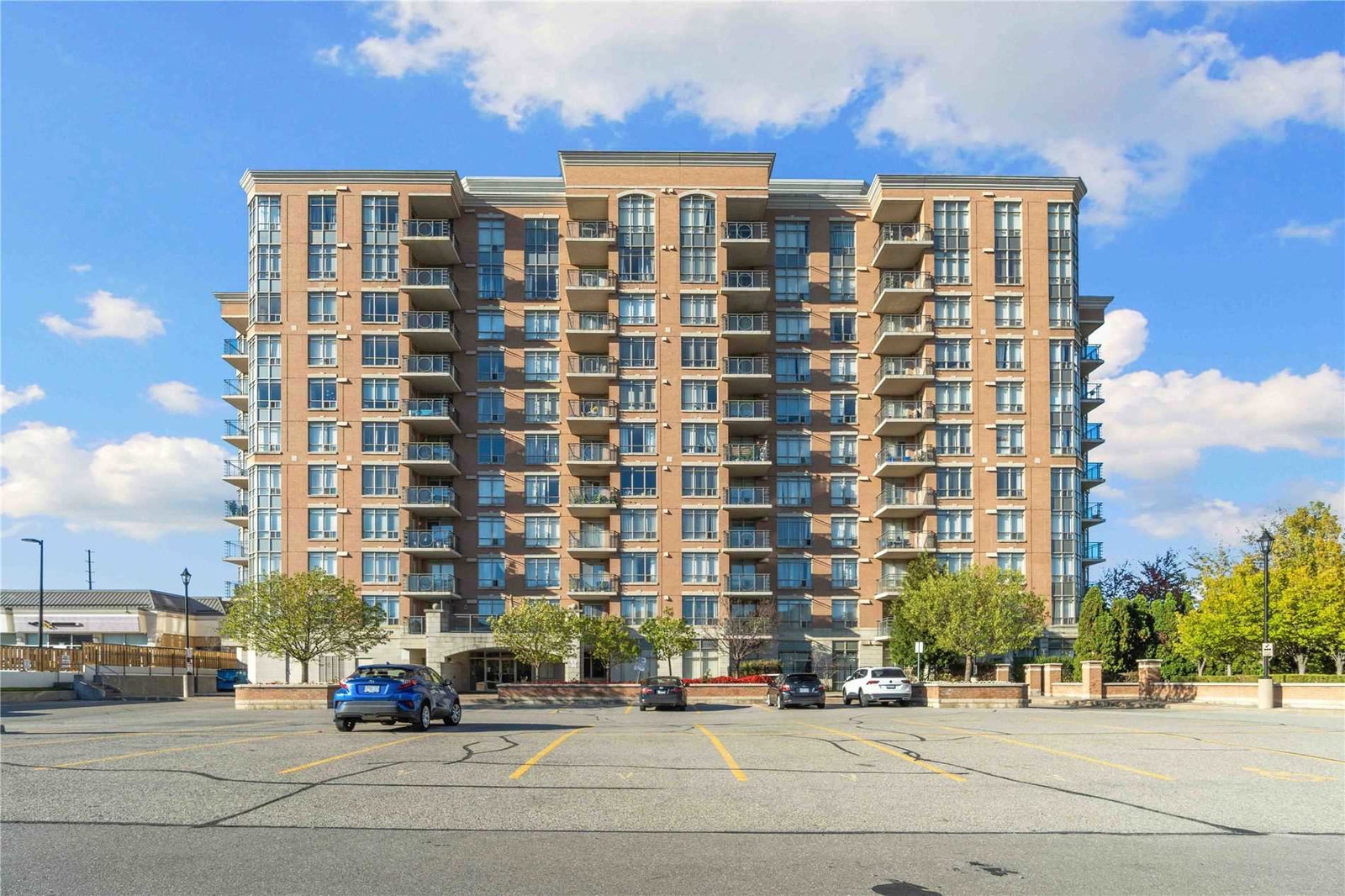 Derby Tower Condos exterior