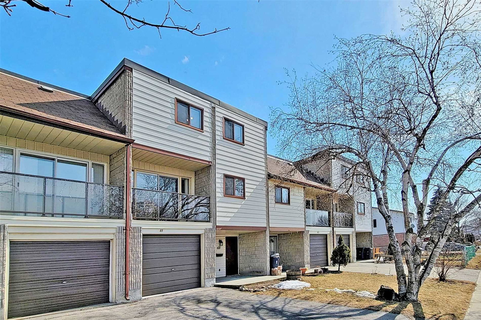 75 Blackwell Avenue Condos exterior