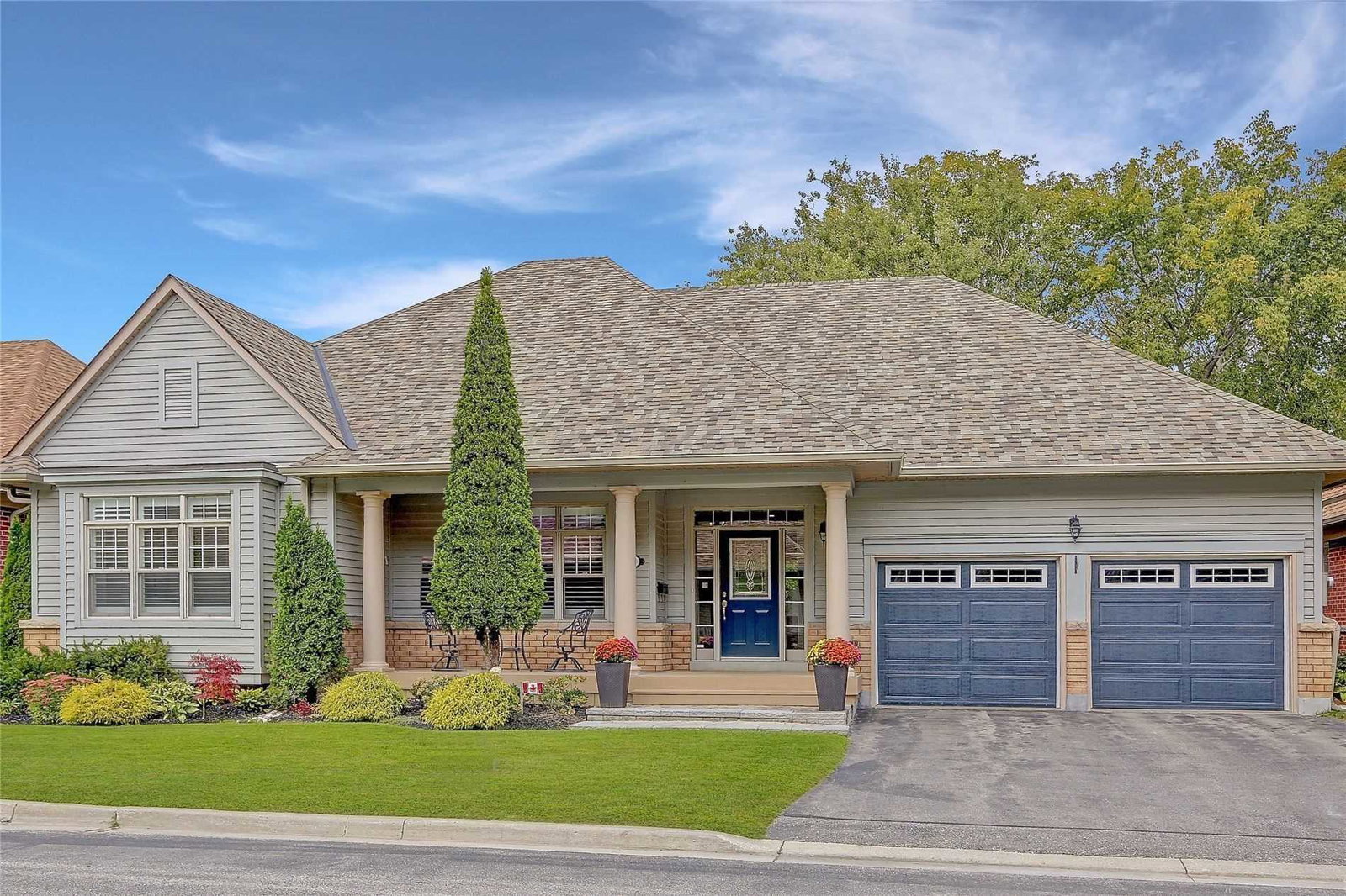 2130 Dickson Road Townhomes exterior