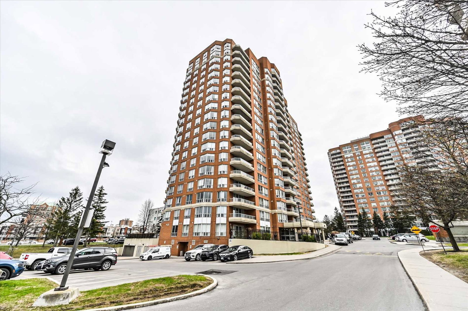Mayfair on the Green II Condos condo