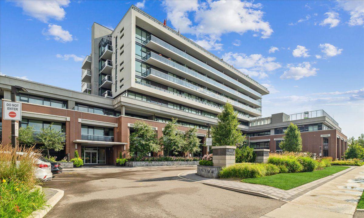 Avenue on 7 Condos exterior