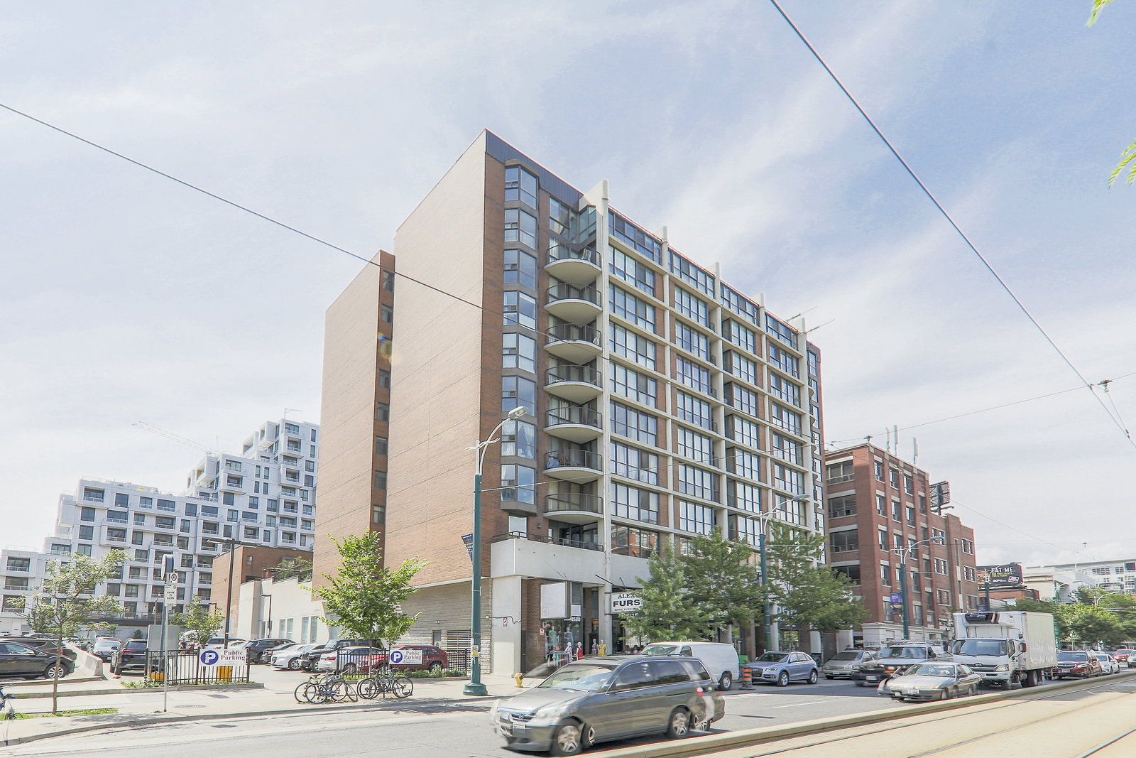 188 Spadina Avenue Condos exterior