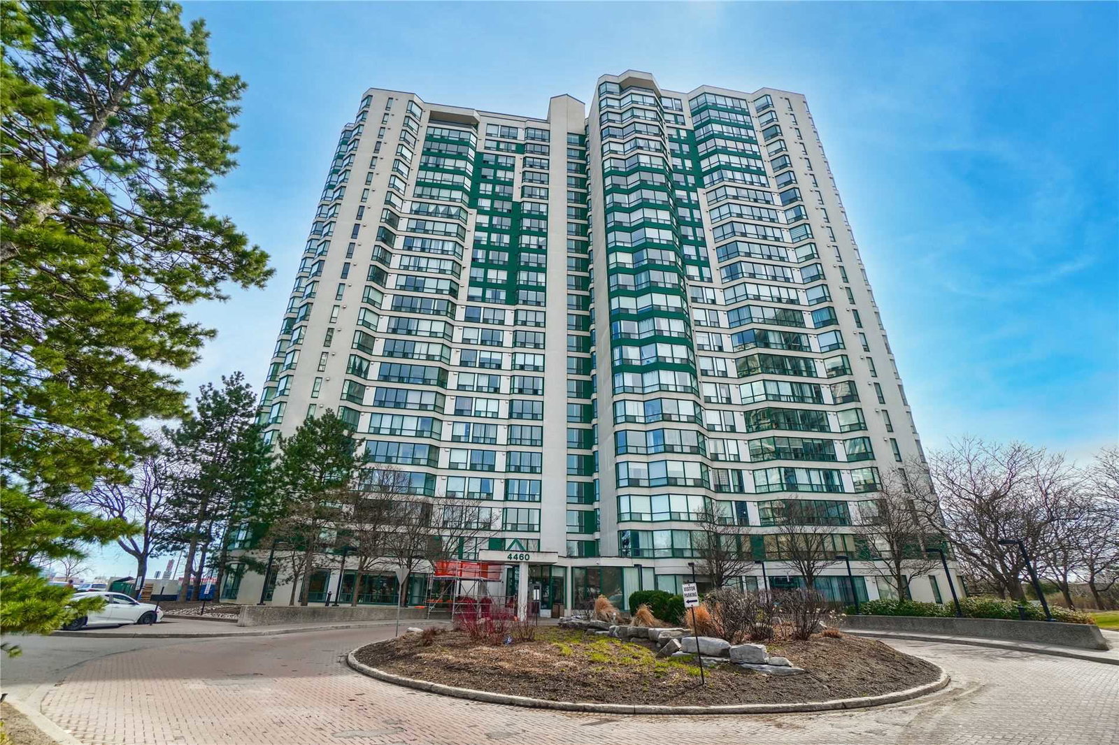 Kingsbridge Grand II Condos condo