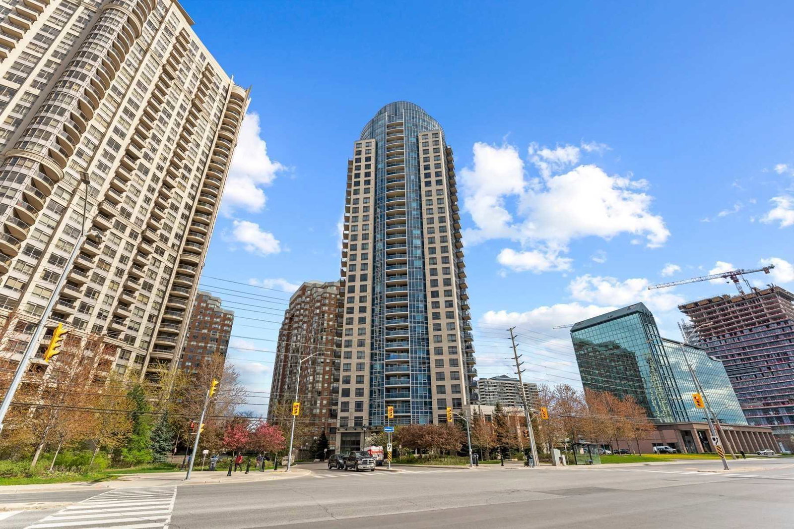Ultra Ovation at City Centre Condos condo