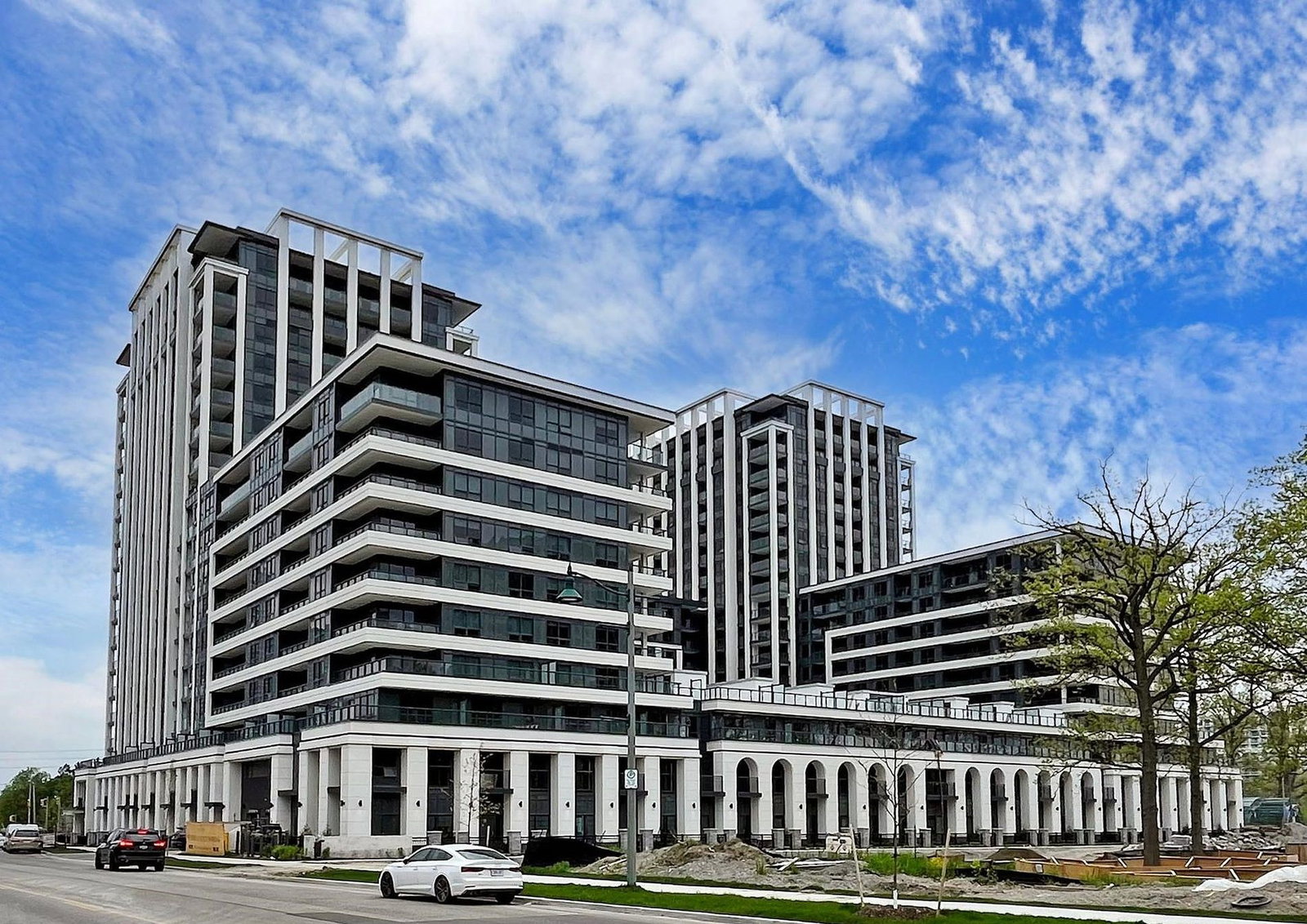 Vendôme Markham exterior