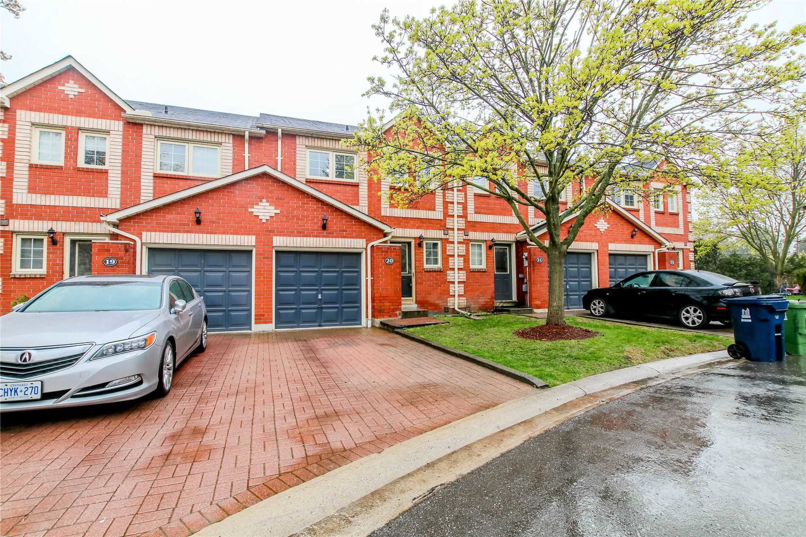 6157 Kingston Townhomes condo