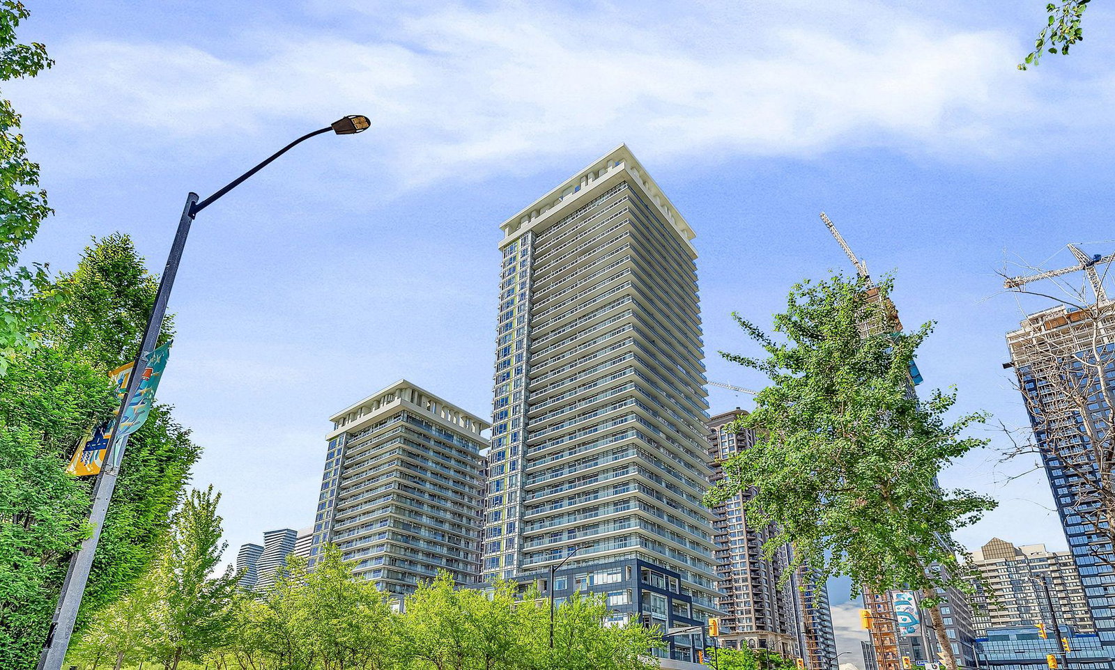 Limelight North Tower Condos exterior