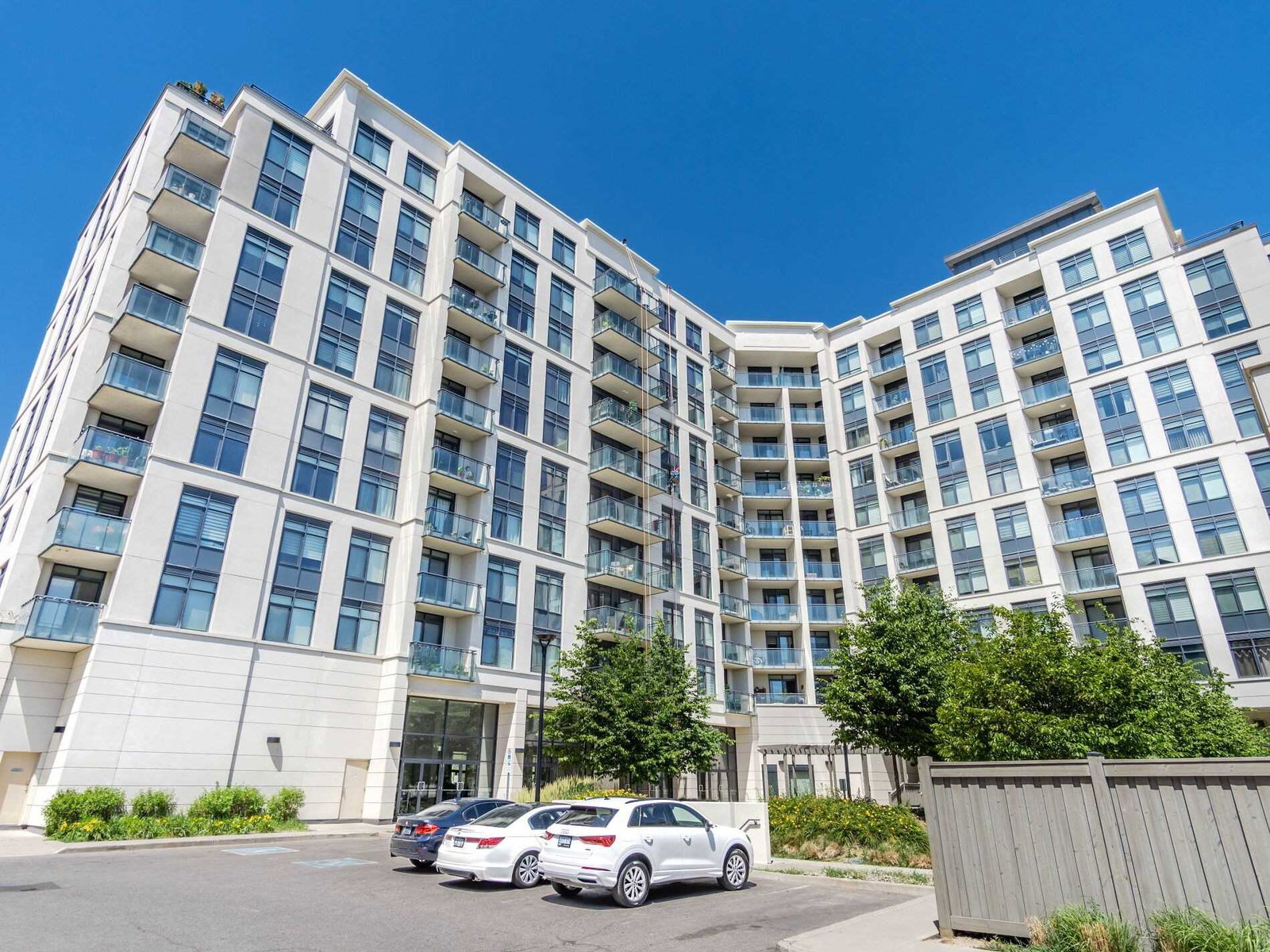 Allegra Condos exterior