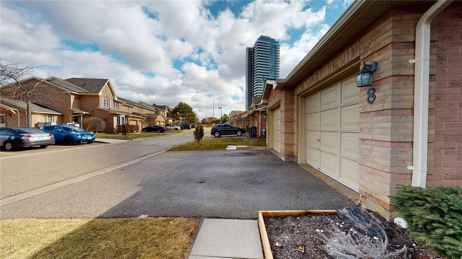 35 Ceremonial Drive Townhomes exterior