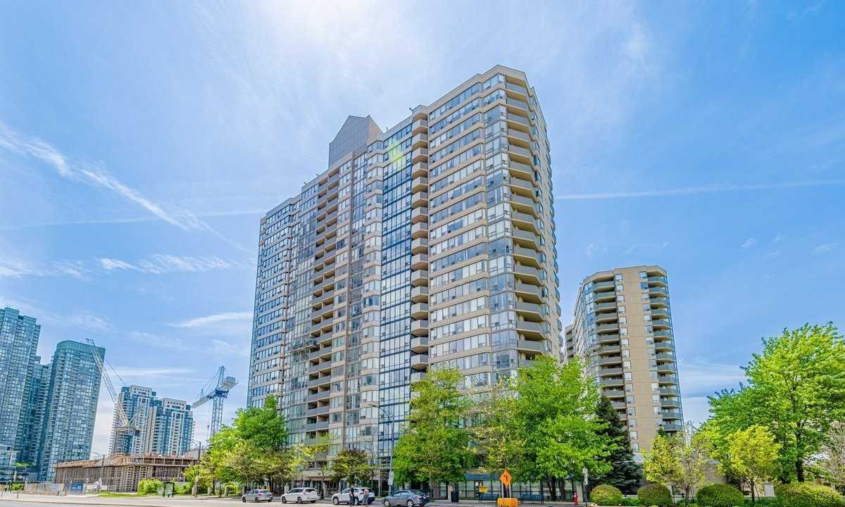 Centre I & Centre II Condos condo building exterior