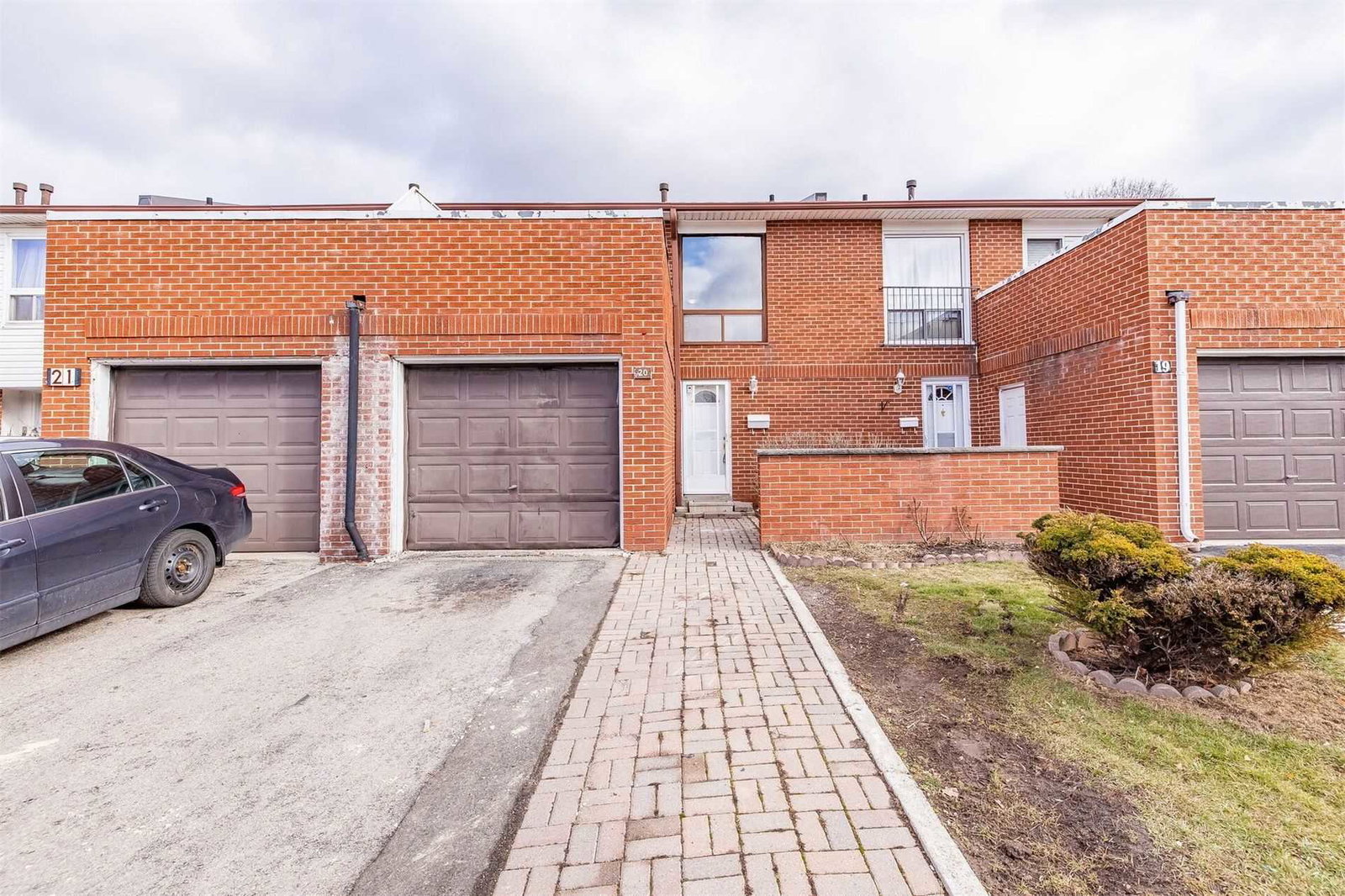 3430 Brandon Gate Townhomes condo