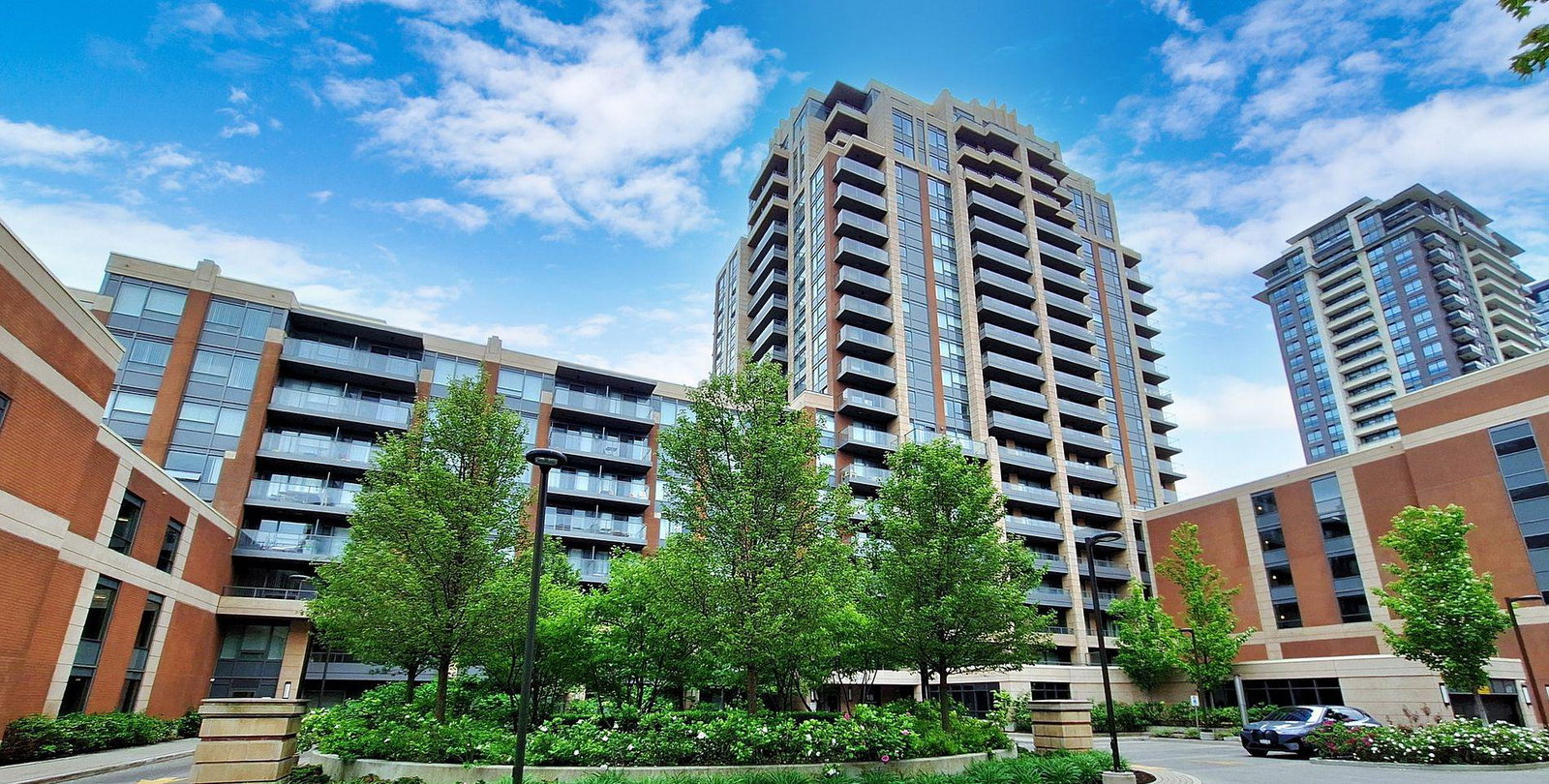 Riverwalk Condos exterior