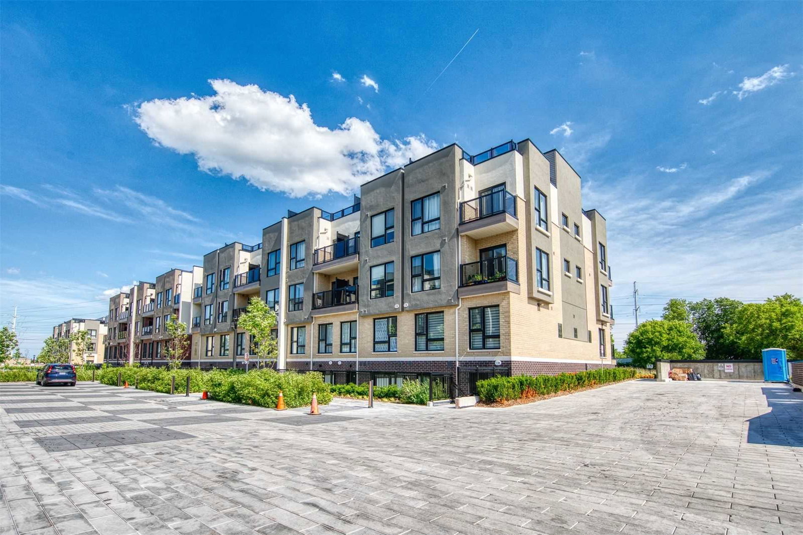 Towns at Rouge Valley condo