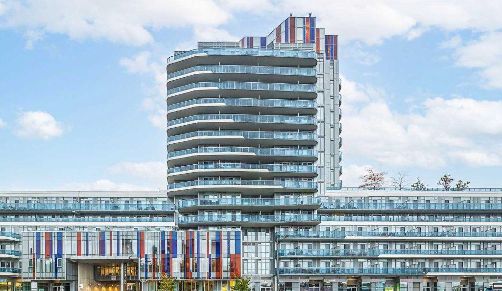 Xpression Condos exterior