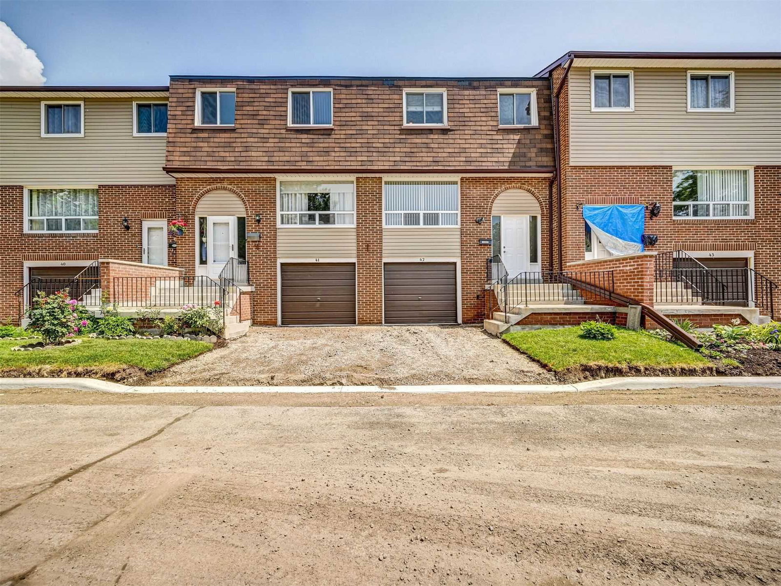 3025 Cedarglen Gate Townhomes condo