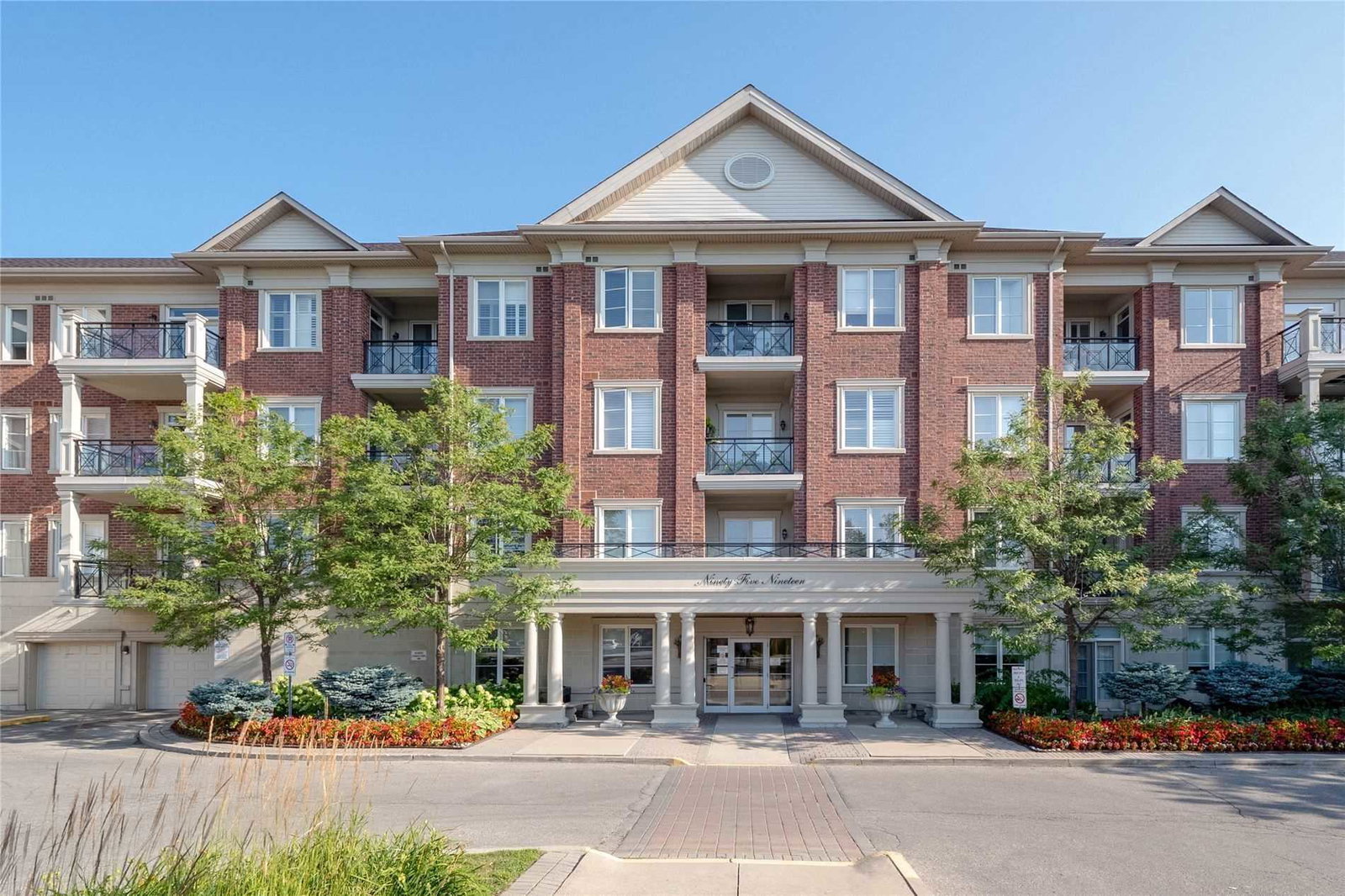 The Amalfi Condos exterior