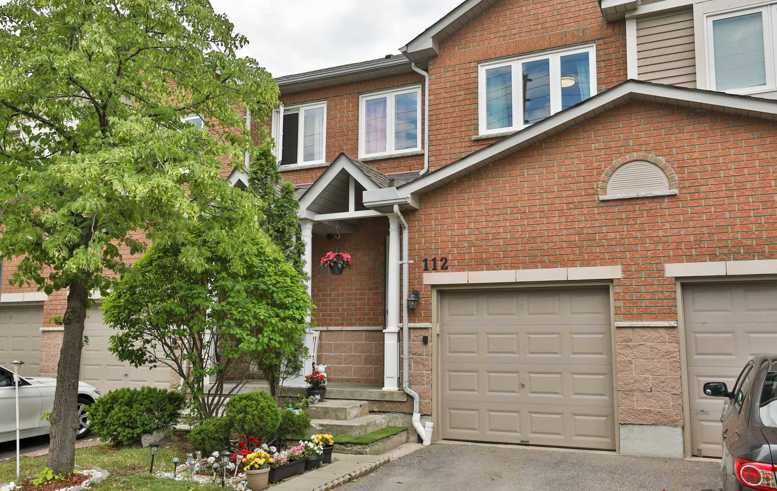 The Village of Lindenview Townhomes condo