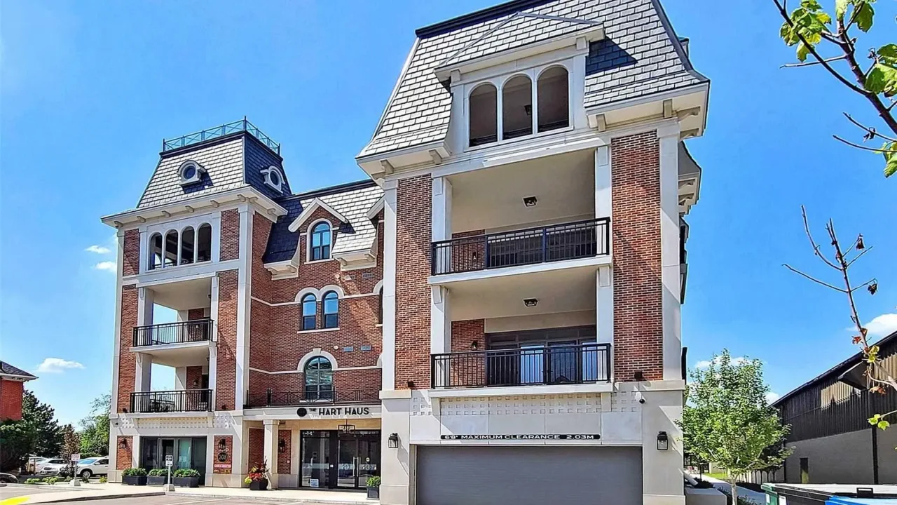 The Hart Haus Condominiums exterior