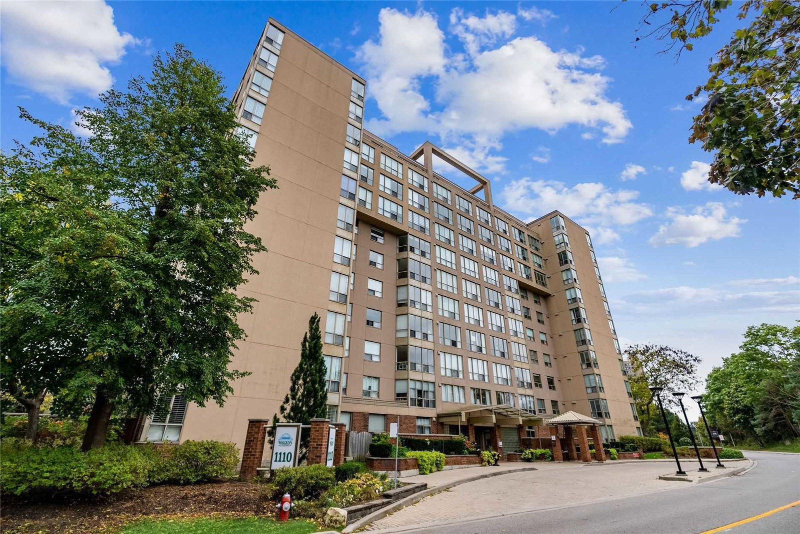 Waldens Landing Condos exterior