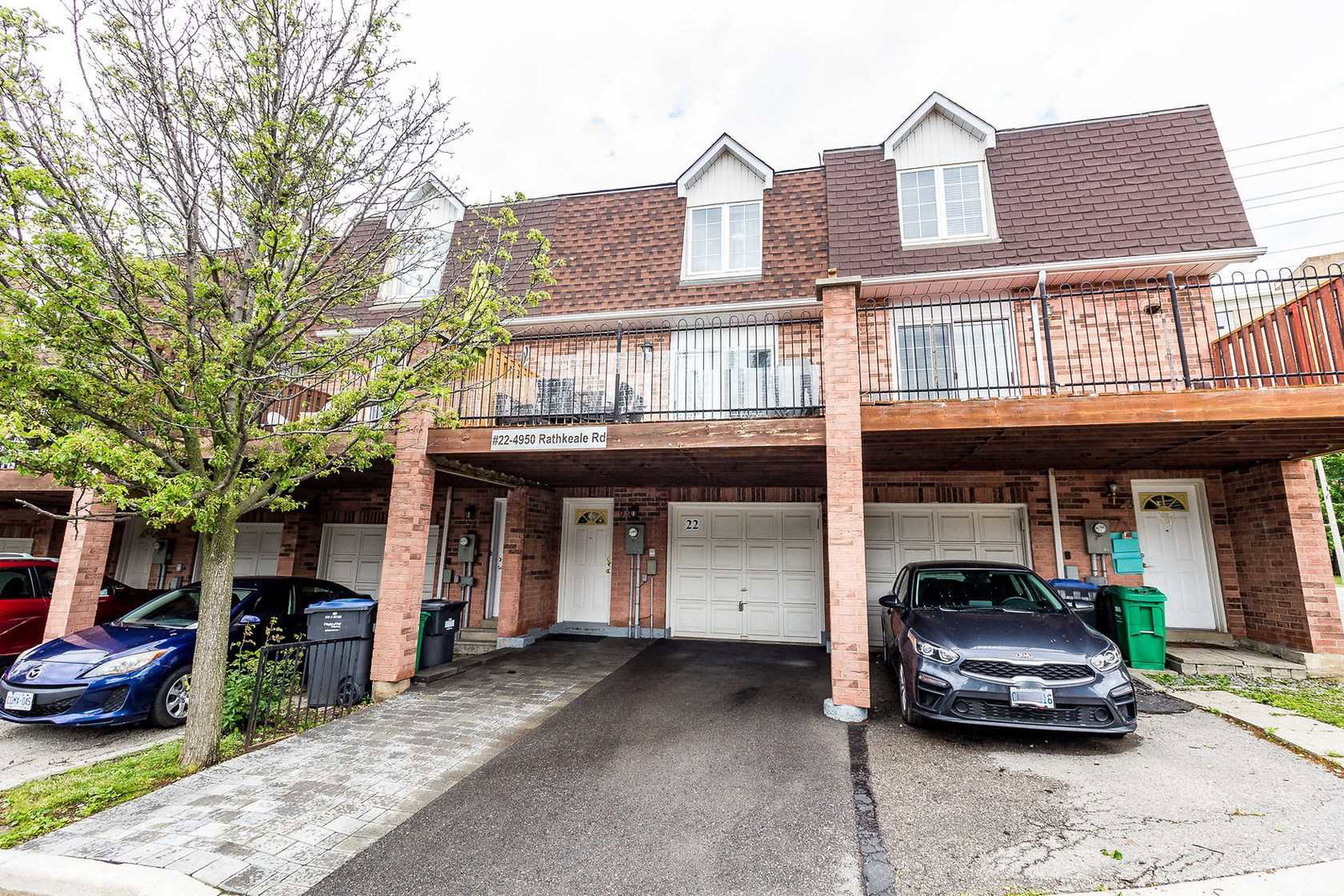 4950 Rathkeale Rd Townhomes exterior