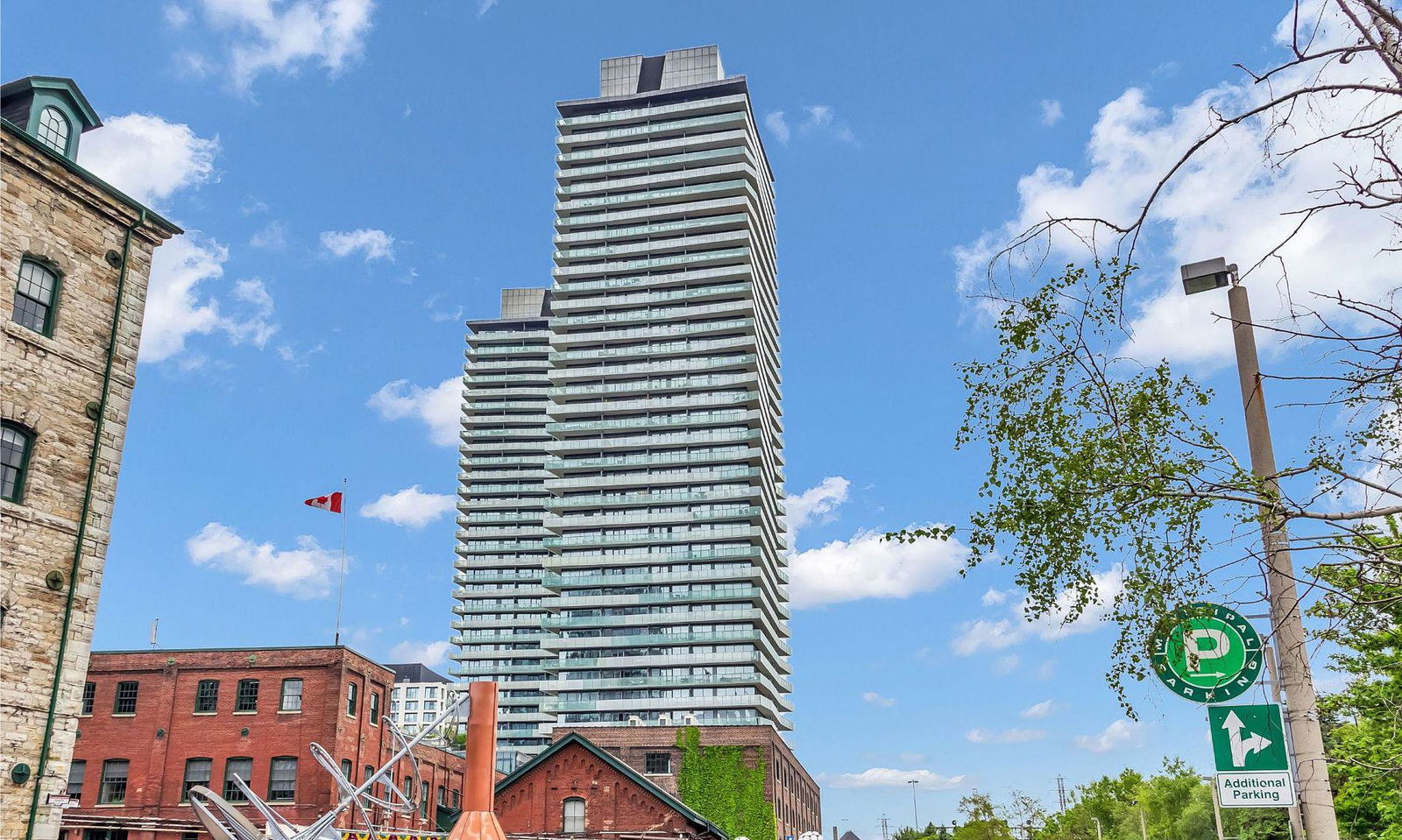 Clear Spirit Condos exterior